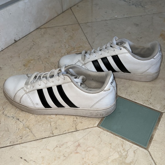 Adidas three stripe sneakers - Picture 8 of 11